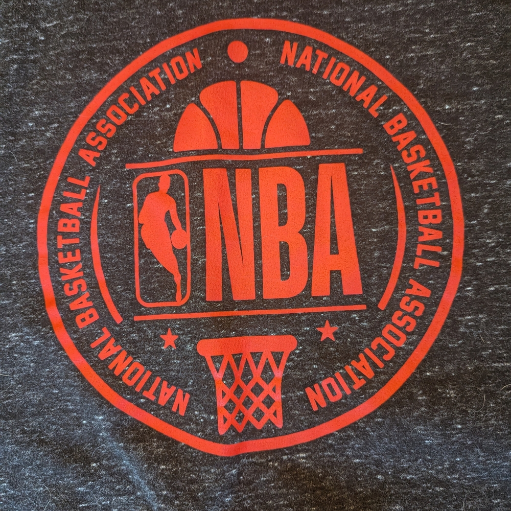 EUC Official NBA Men's Small Red Logo Hoodie Marled Charcoal Gray Pocket